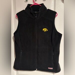Women’s Size Medium Plush Vineyard Vines Iowa Hawkeyes vest